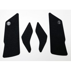 R&G Racing Tank Traction 4-Grip Kit for the MV Agusta Dragster 800 '04-'22 R&G Racing Tank Traction 4-Grip Kit for the MV Agusta Dragster 800 '04-'22